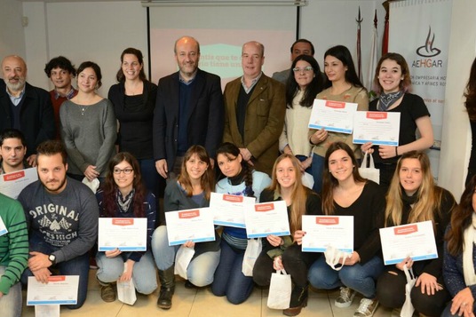 Imagen de Consumo responsable: el municipio entregó certificados a los primeros Divulgadores de Salud en AEHGAR