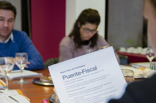 Imagen de Ciclo de Charlas AEHGAR: Novedades AFIP