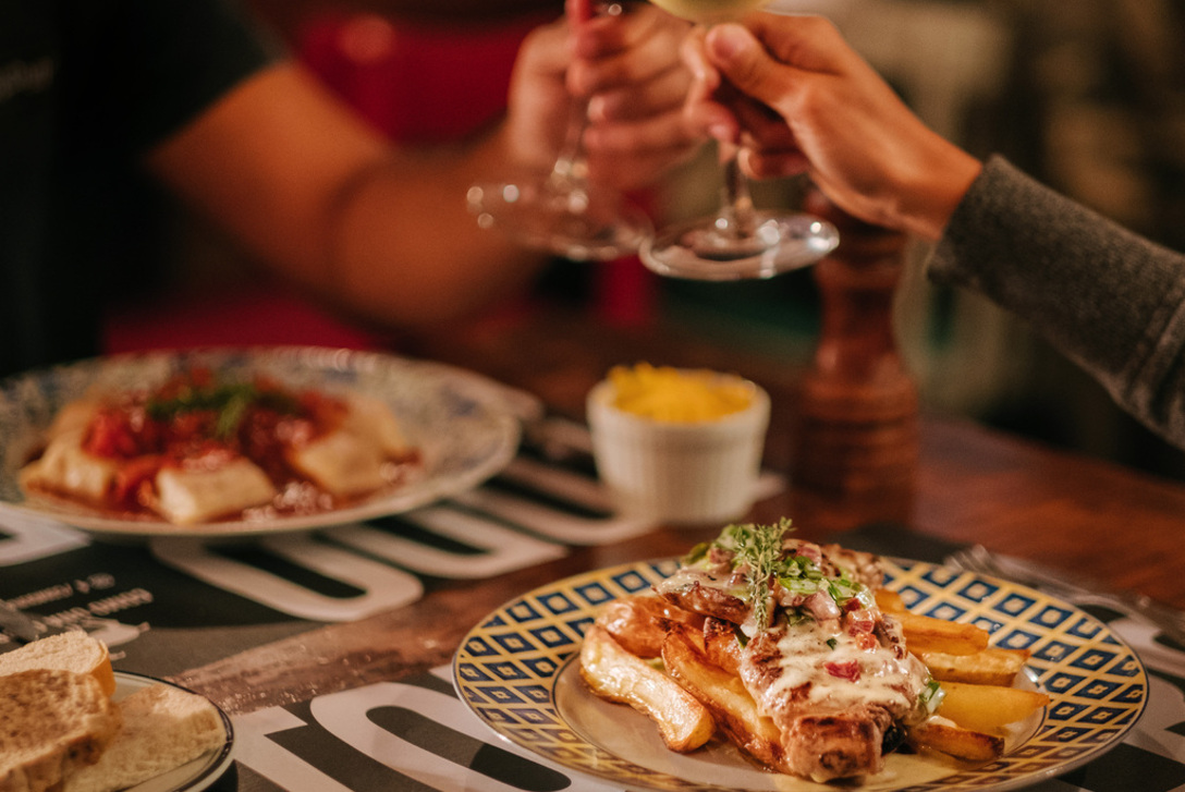 Imagen de AEHGAR convoca a fot&oacute;grafos, aficionados y p&uacute;blico en general a participar del 2&deg; Concurso de Fotograf&iacute;a Hotelero Gastron&oacute;mica Rosario.