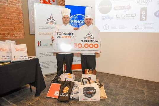 Los ganadores- Elián Ayala y Jorge González de Pullman City Center